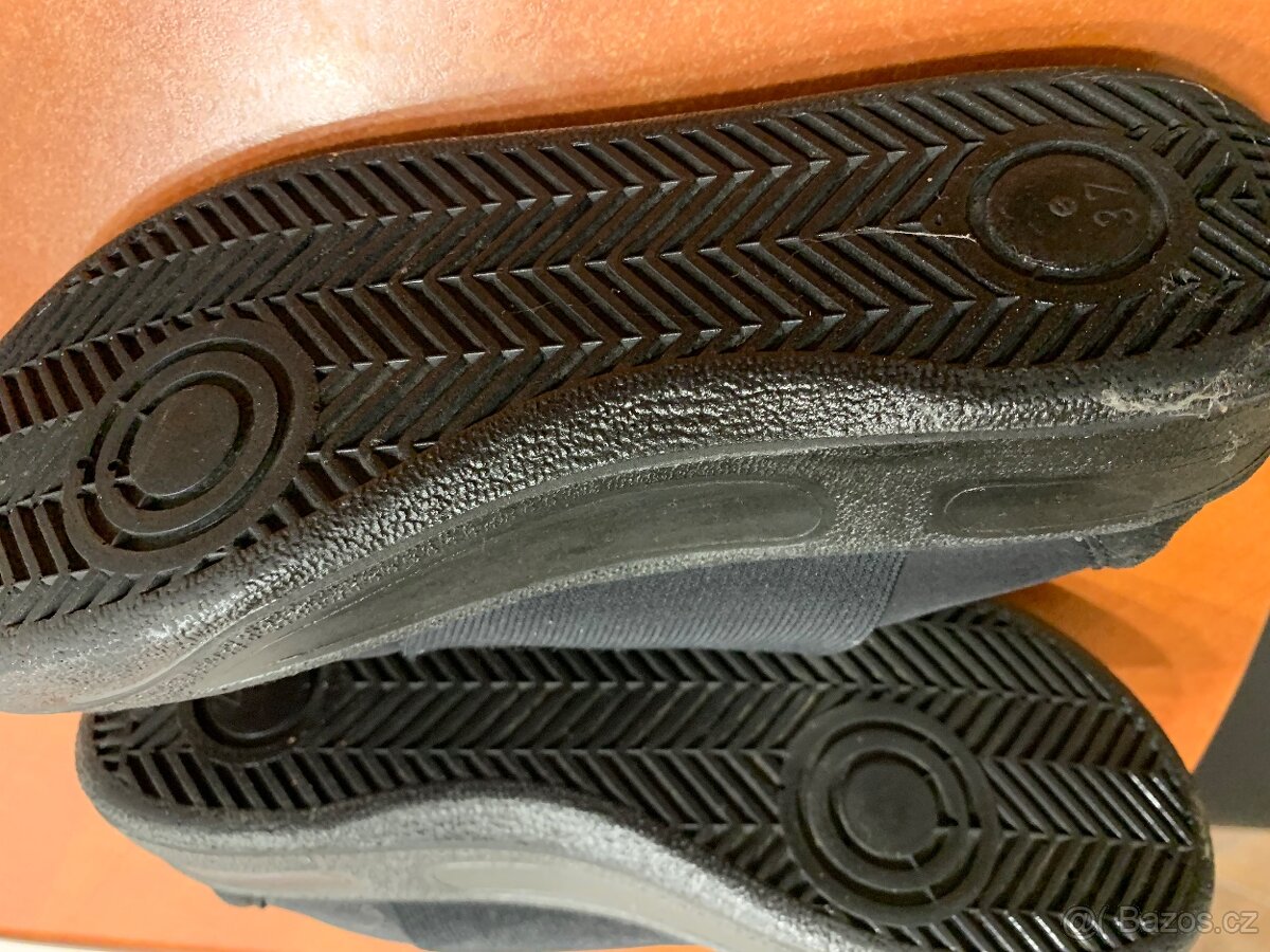 Nové tenisky Prestige 37 - 3