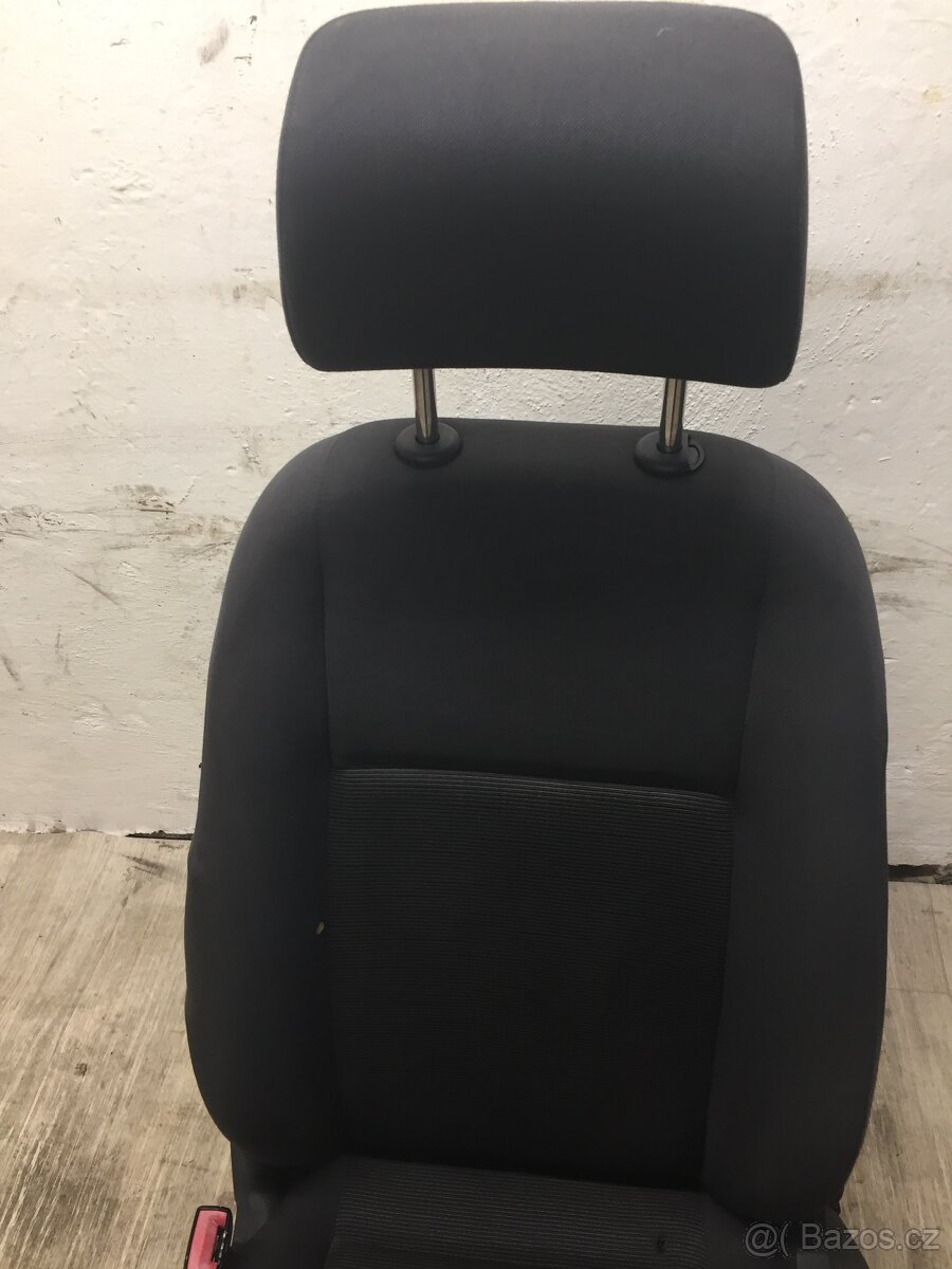 VW GOLF 5 2003-2008 - LEVÁ PŘEDNÍ SEDAČKA VYHŘÍVANÁ - 3