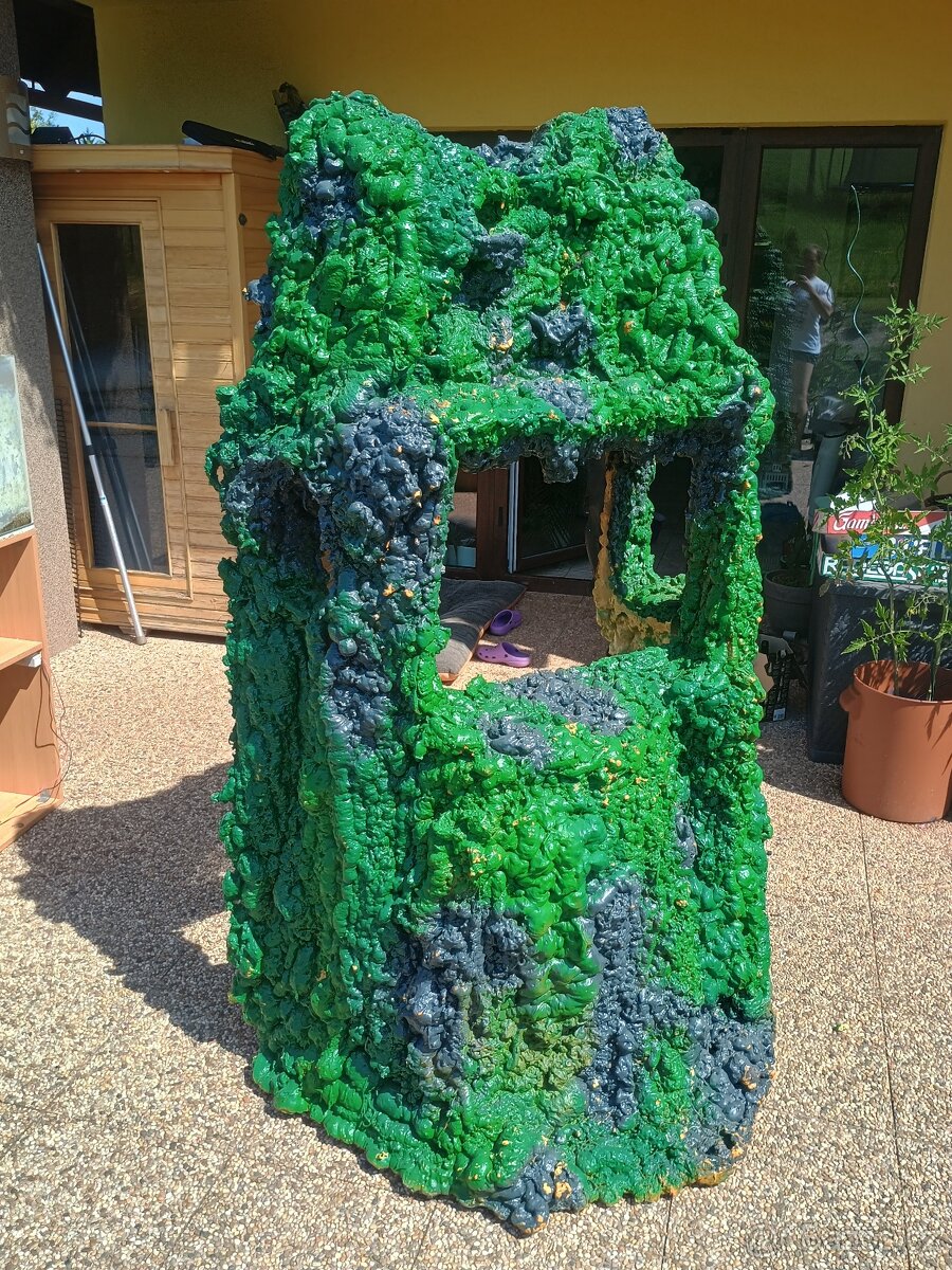 Prodám akvárium včetně hory, filtrace,teploměru,vzduchovani - 3