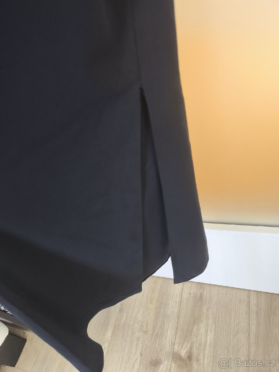 Dlouhé večerní šaty - 3