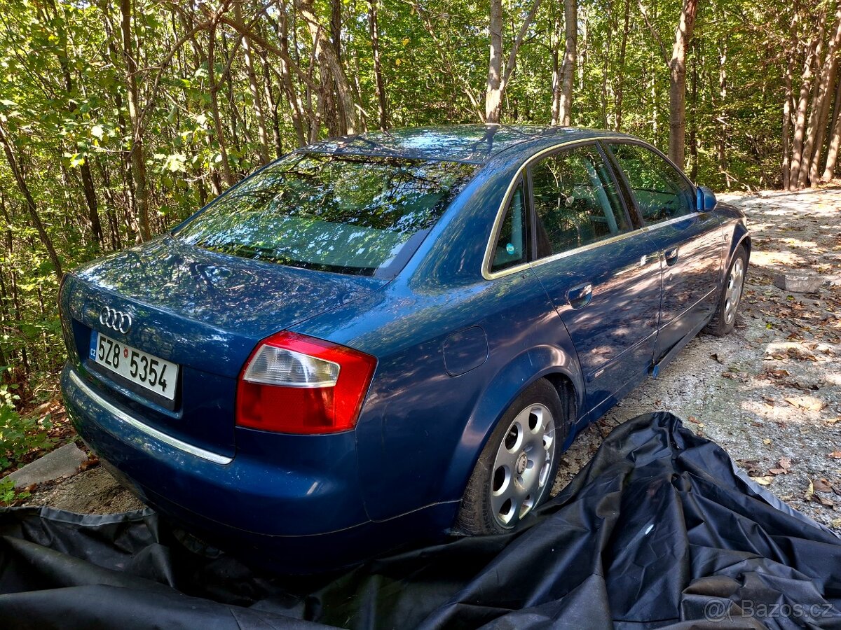 Audi A4 2.5 TDi quattro - 3