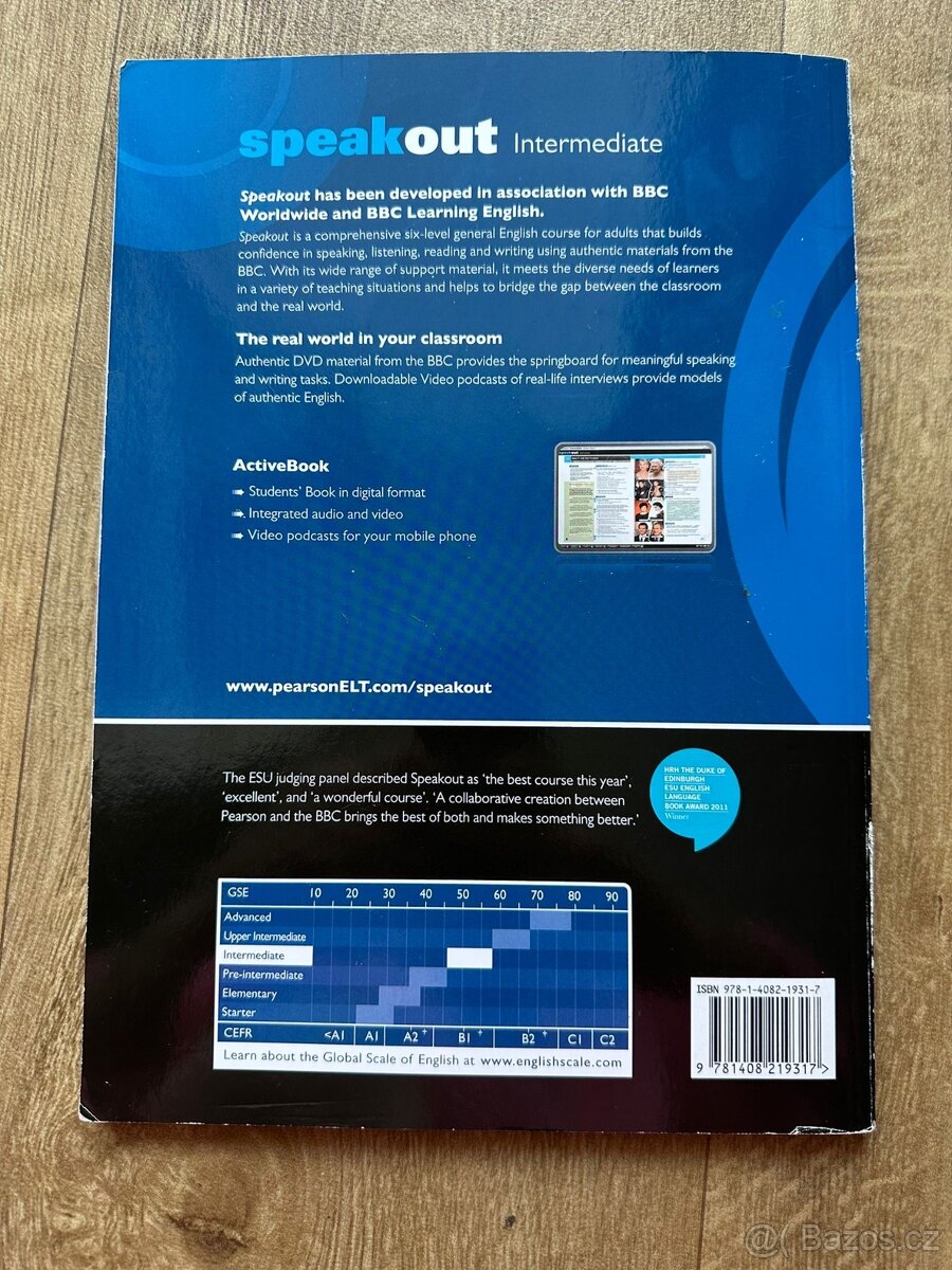 Speakout Intermediate Students' Book + CD, Antonia Clare, JJ - 3