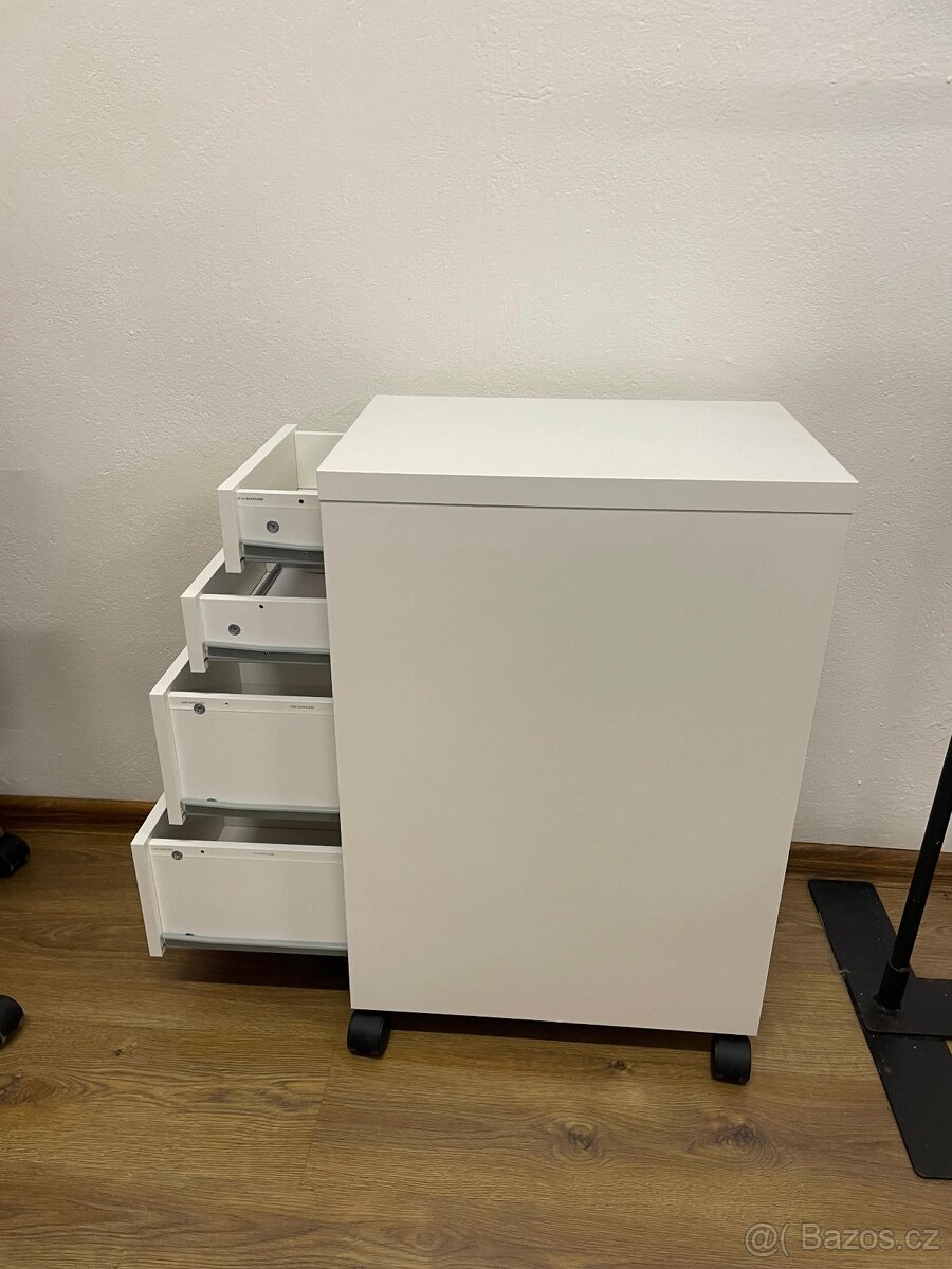 IKEA komoda se 4 šuplíky - 3