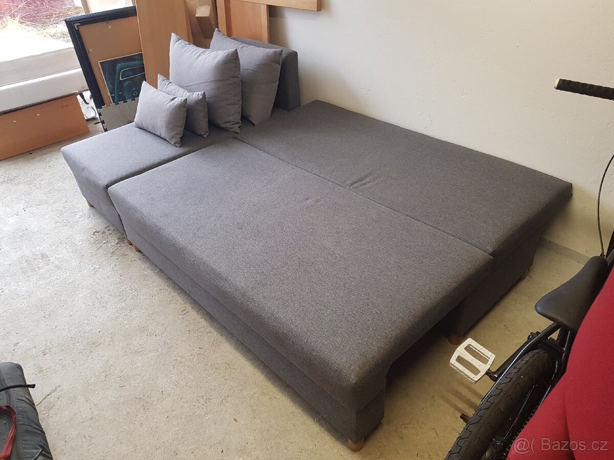 Malý rozkládací gauč s úložným prostorem - 3