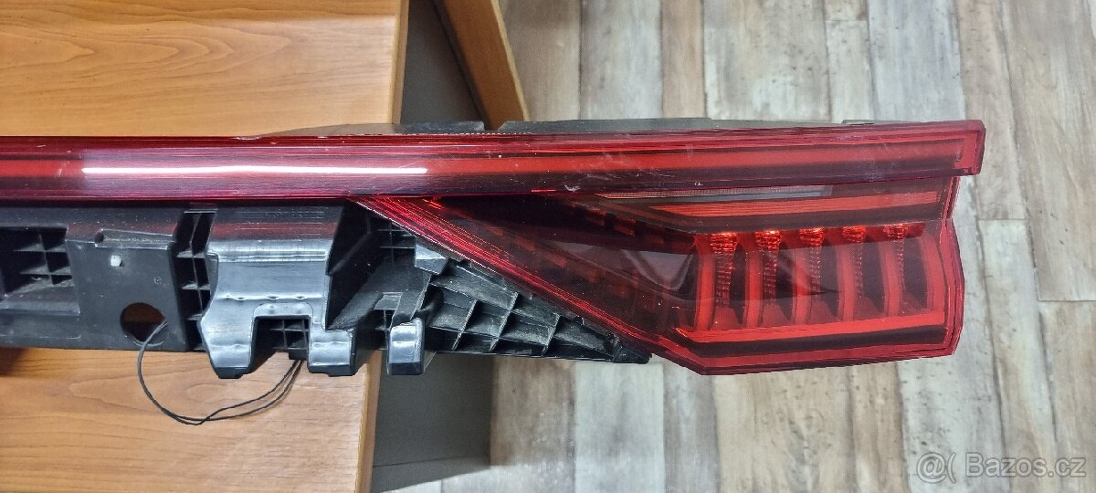Audi Q8 zadní světlo - 3