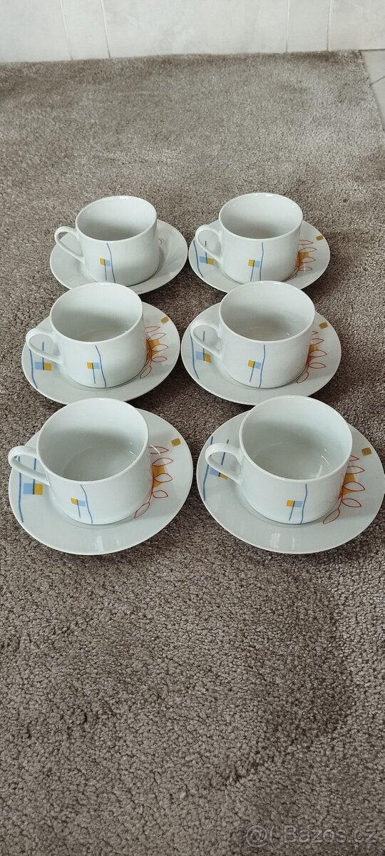 Hrnky s podšálky - 3