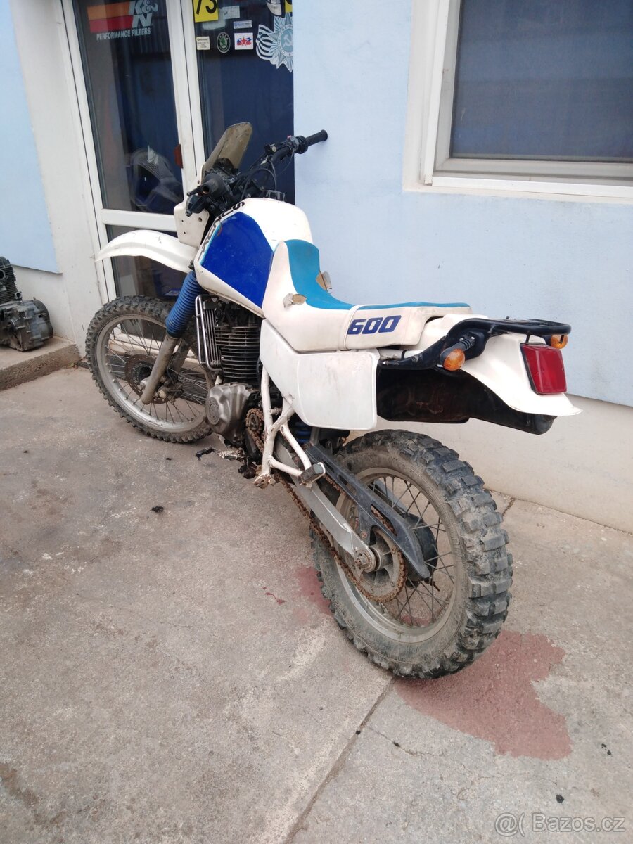 Suzuki dr 600 - 3