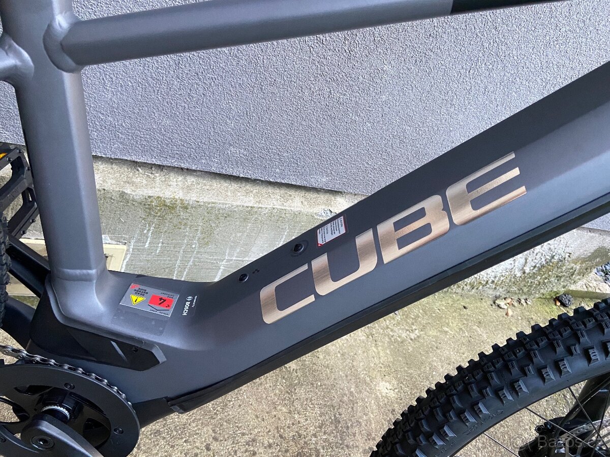 CUBE Reaction Hybrid Race - 3