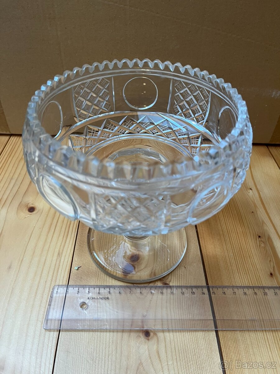 Ozdobná mísa na noze průměr 16 cm, v. 17 cm - 3
