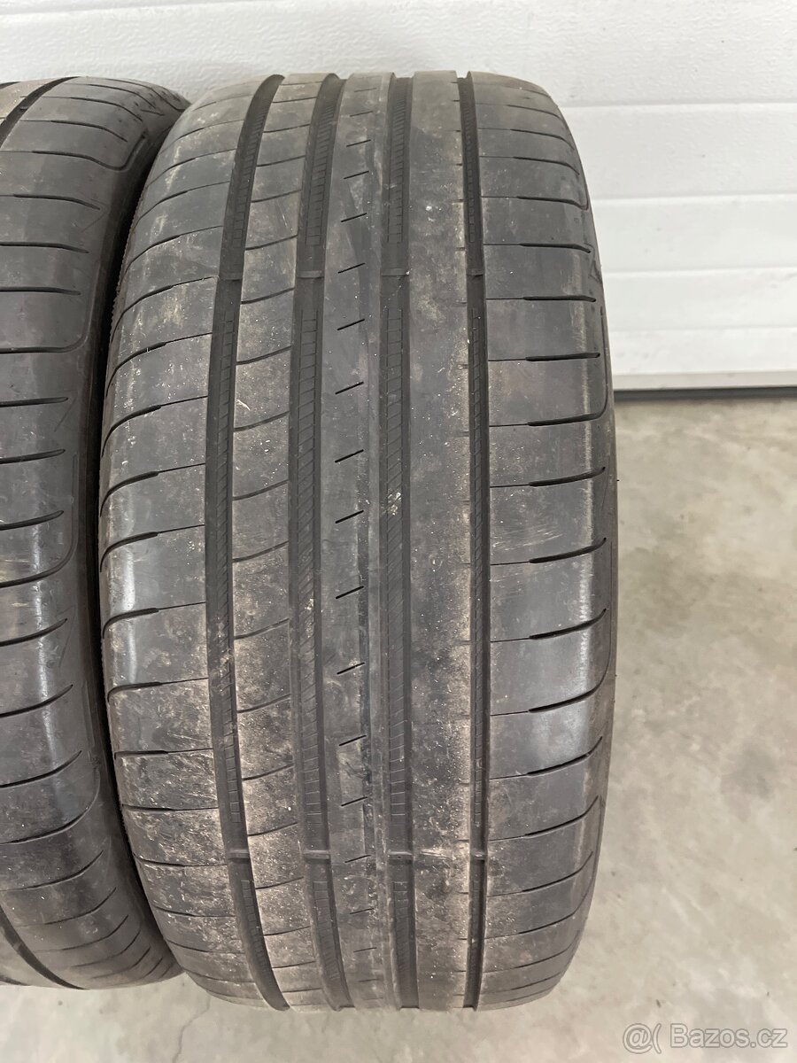 Letní pneu 245/45/18 - 3