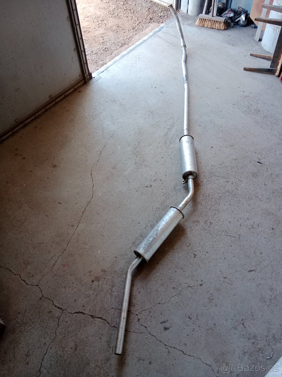 Austin Mini 1000 výfuk - 3