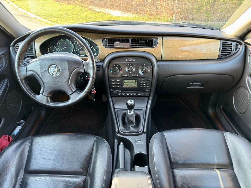 Jaguar X-type 2.1 V6 - 3