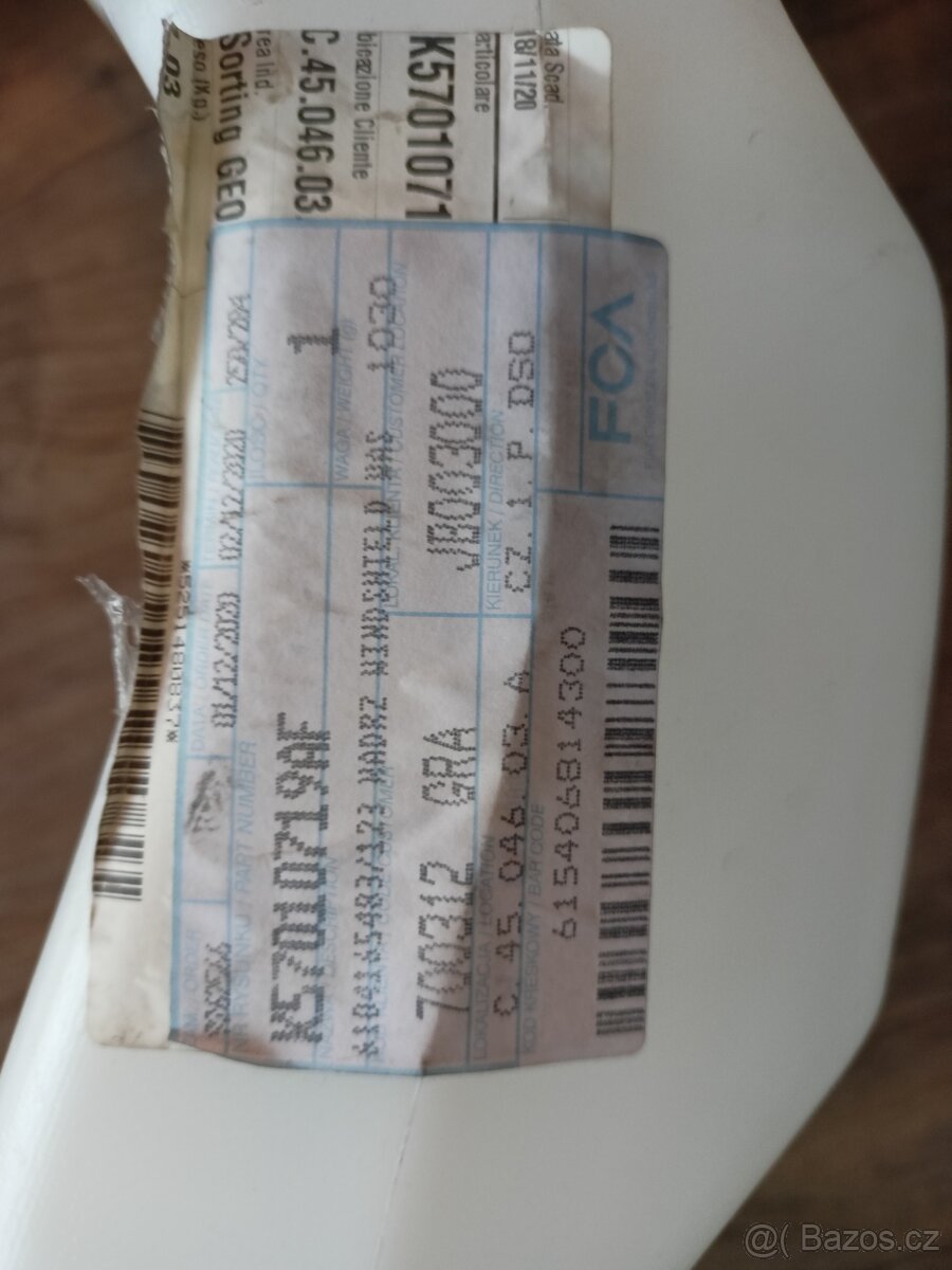 Prodám nádobku na vodu Jeep - 3