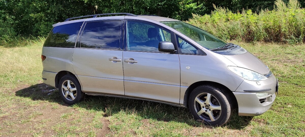 Toyota Previa - 3