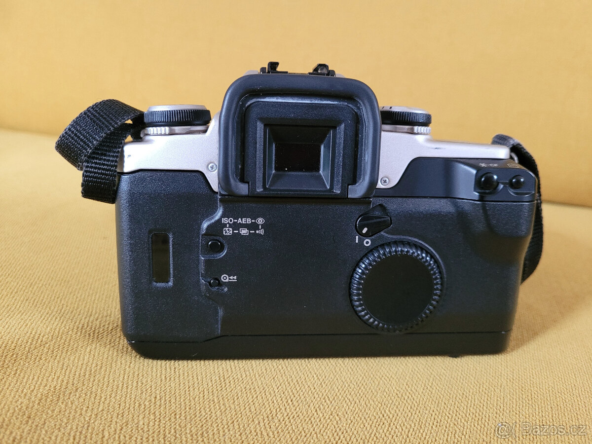 CANON EOS 50 + objektivy 28–80 mm + 80–200 mm - 3