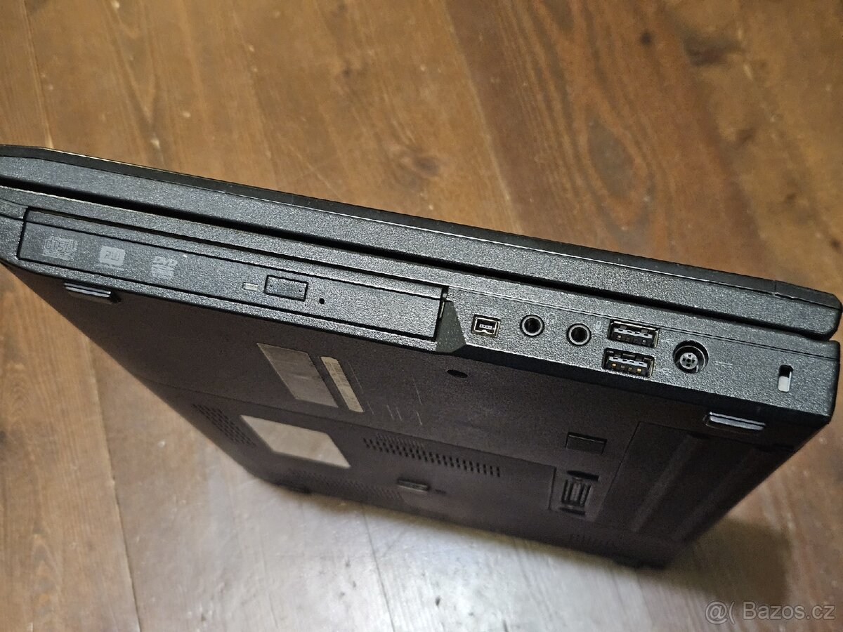 Dell Latitude E5500 - 3