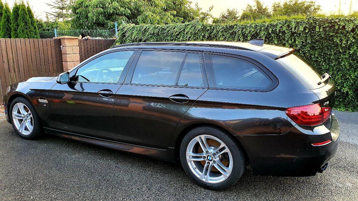 BMW Řada 5 F11 530D xDrive 190kw M packet Facelift r.v.2013 - 3