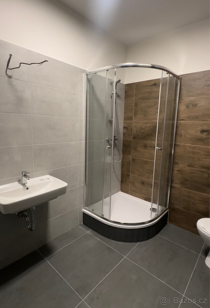 Pronájem bytu 2+kk s terasou - 3