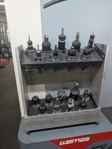 Obráběcí centra - vertikální MCV 750 - 3