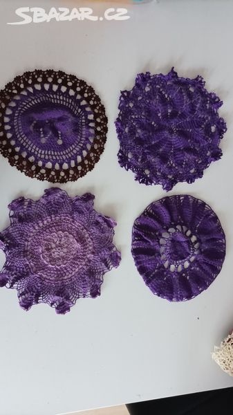 Háčkované dečky, barevné, různé tvary - 3