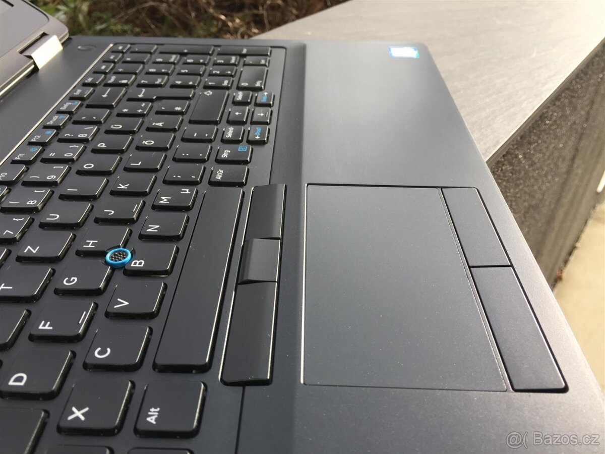 herní Dell Latitude E5570 - CPU i7-6820HQ a grafikou 2GB - 3