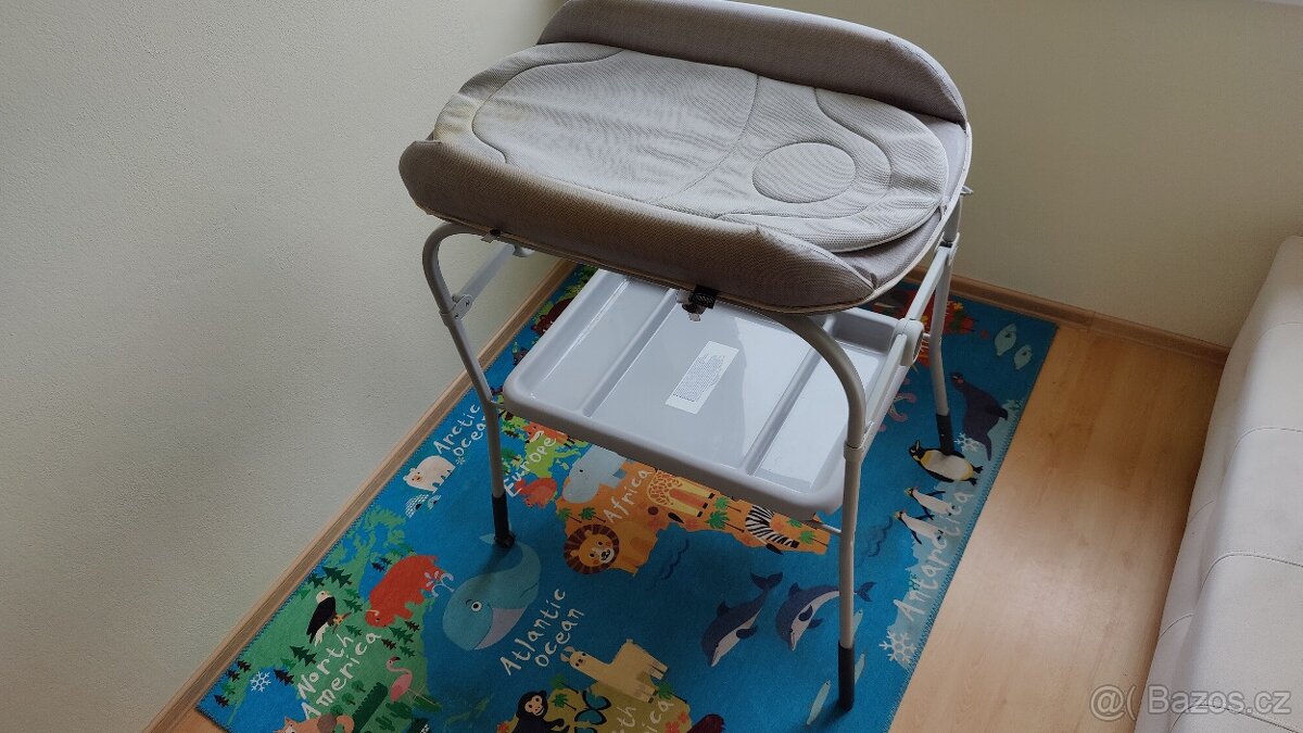 Přebalovací pult s vaničkou – výborný stav - 3