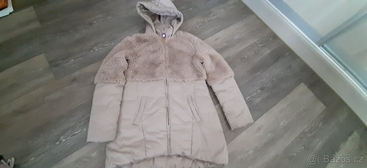 Dívčí kabátek 158 - 3