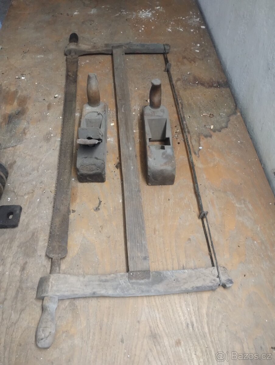 Historický hoblík a pila - 3