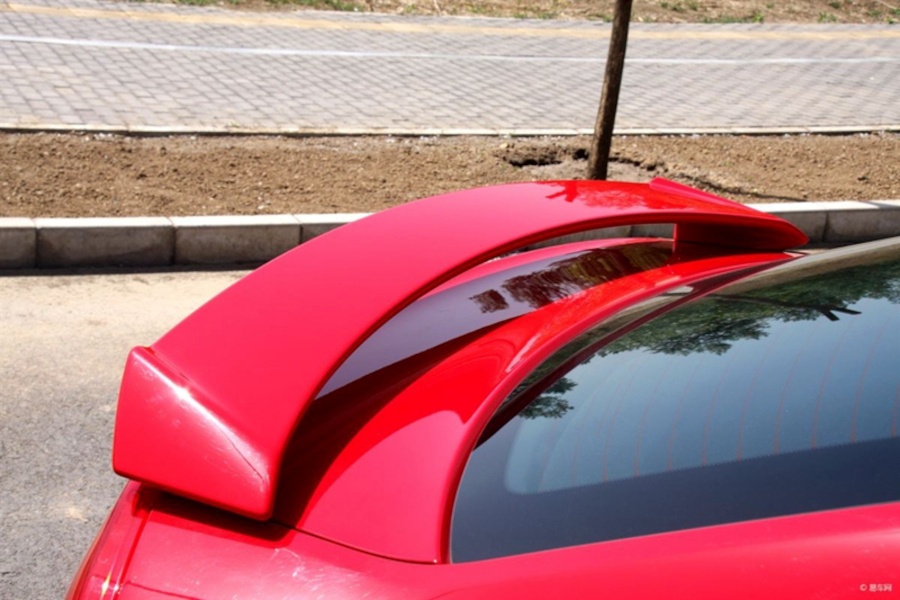 Škoda Octavia 2 (2004-2013) křídlo kufru, vzhled RS - 3