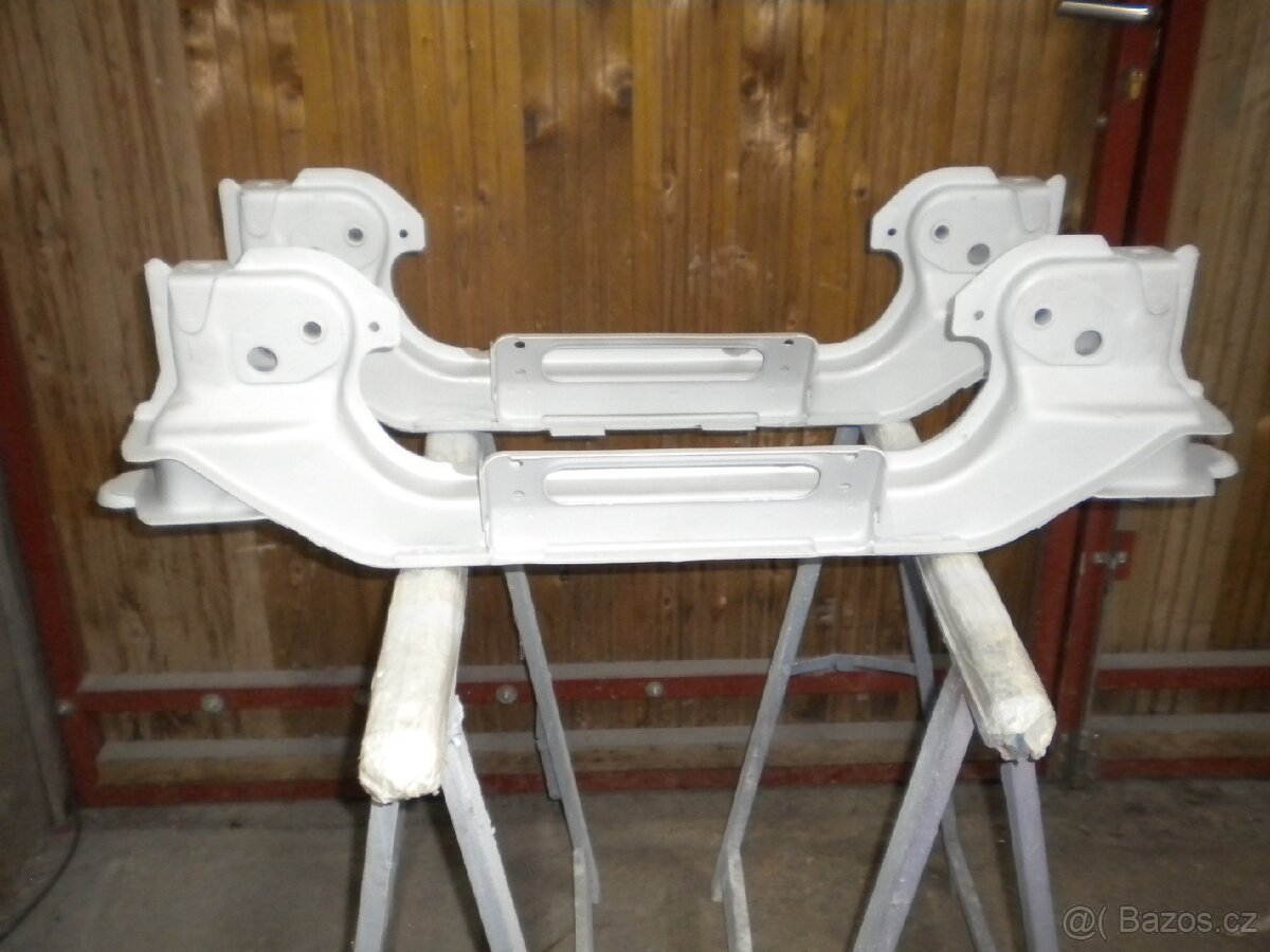 Přední náprava - díly Renault 8 - 3