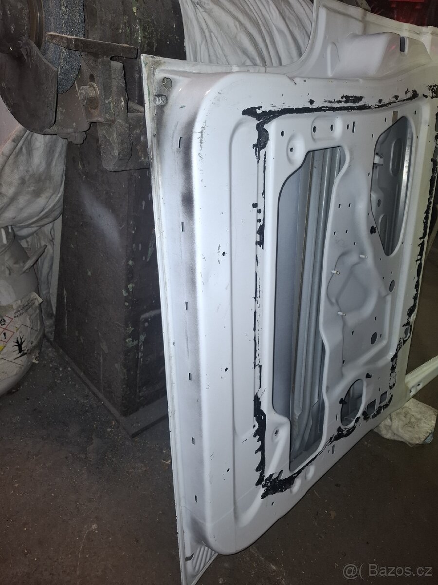 Dveře MB Vito w639 L+P - 3