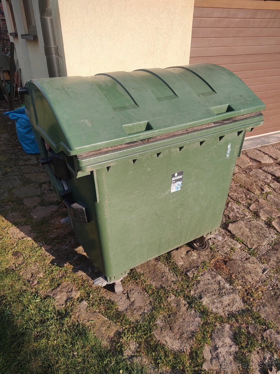 Plastový kontejner - 3