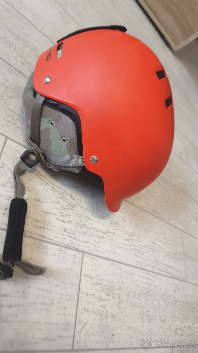 Dětská lyžařská a snowboardová helma - 3