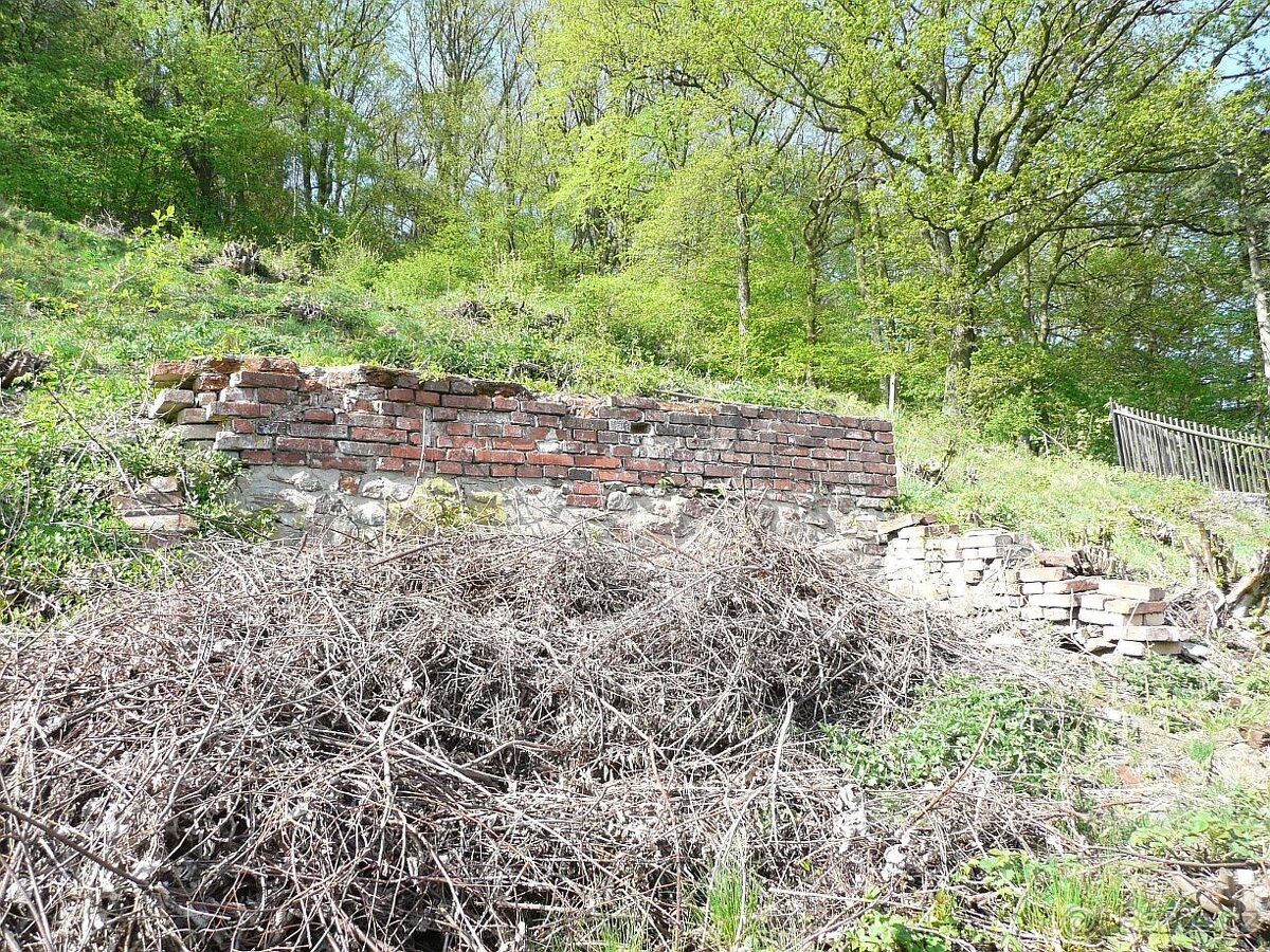 prodej stavebního pozemku V Krupce - Unčín - 3