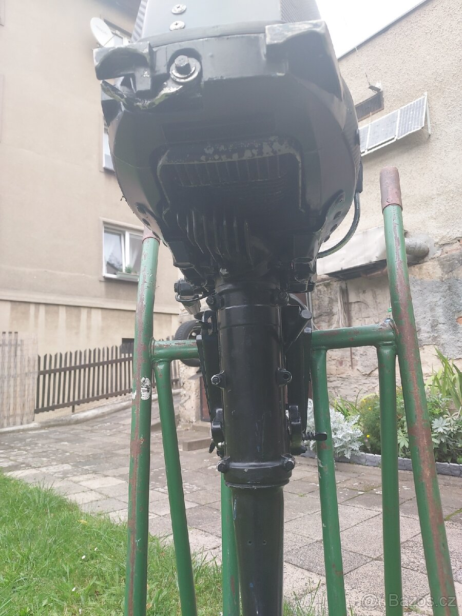 Lodni motor yamaha 5ps - 3