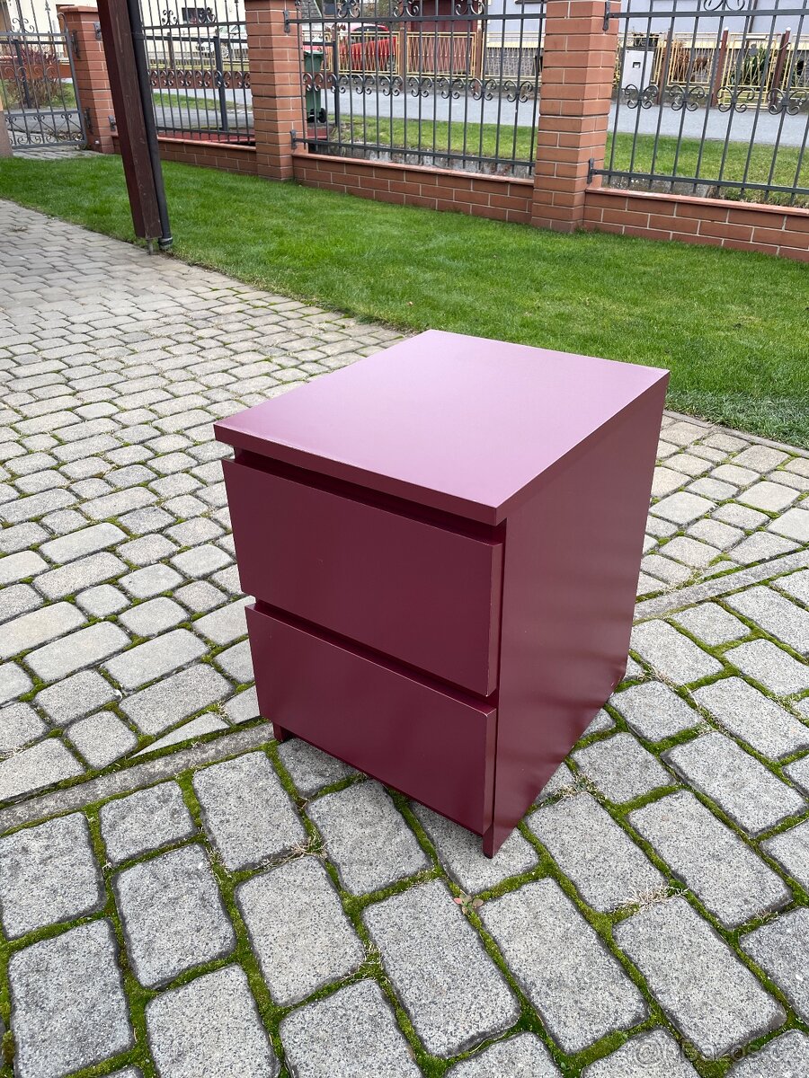 Noční stolek MALM IKEA - 3