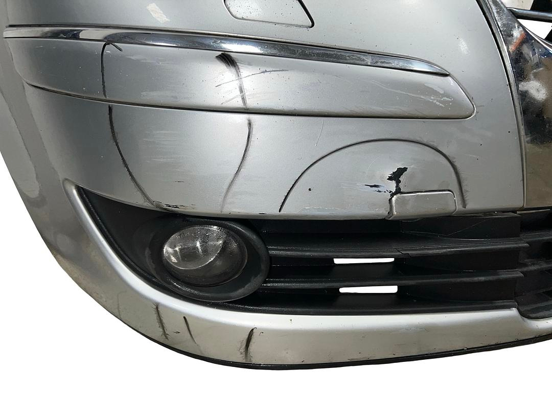 Přední nárazník stříbrná metalíza LA7W VW Touran 1T2 FL 2007 - 3