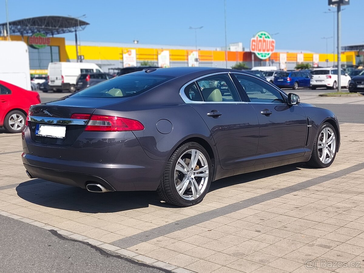 Jaguar xf - 3