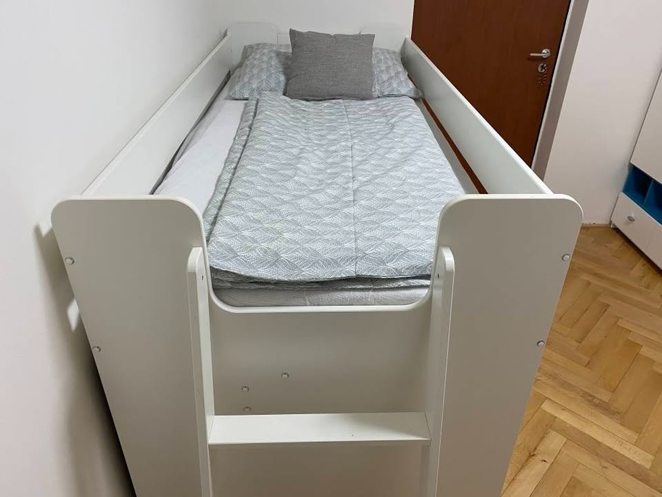 Vysoká postel s úložným prostorem - 3