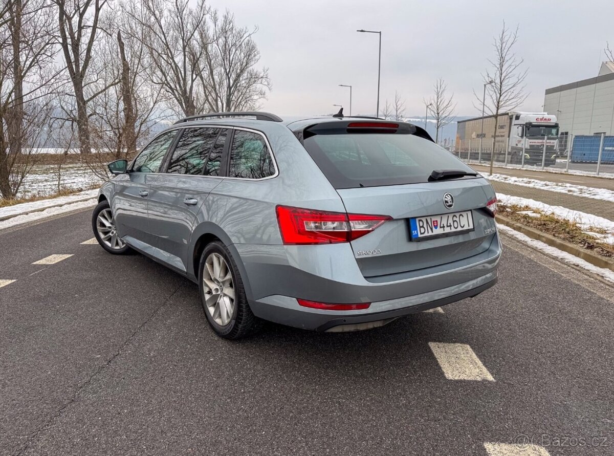 Škoda Superb Combi 1.6 TDI Ambition DSG - 3