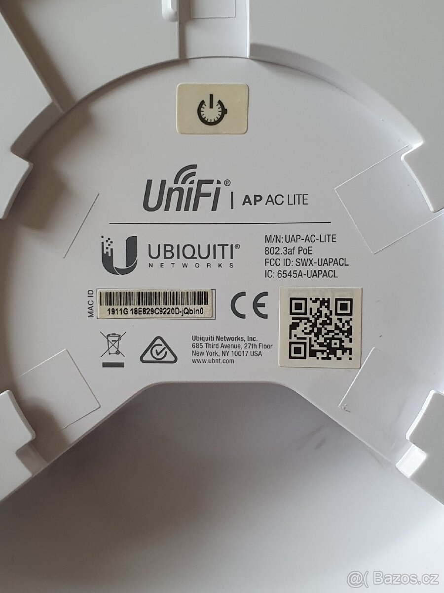 Ubiquiti Unifi AP AC Lite + adapter, drzak - 3