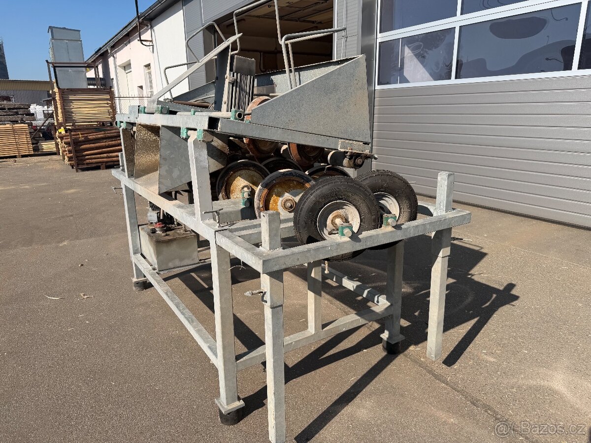 Fréza na kulatinu - dřevěné palisády - 3