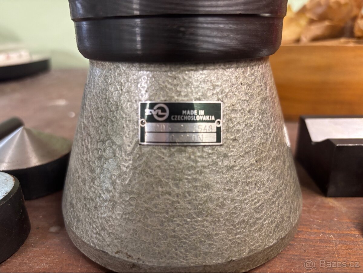 Přesná stavitelná podpěra ZVL - 3