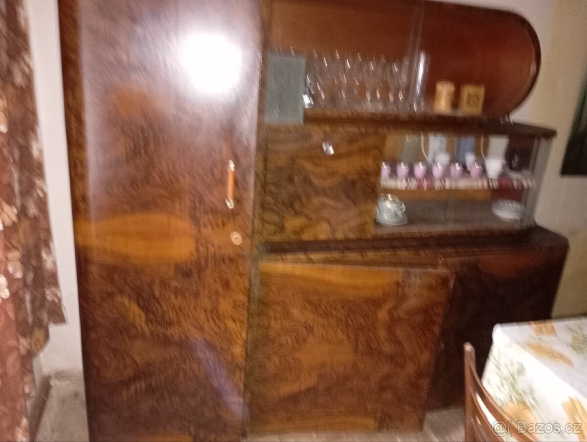 Historická obývací stěna - 3