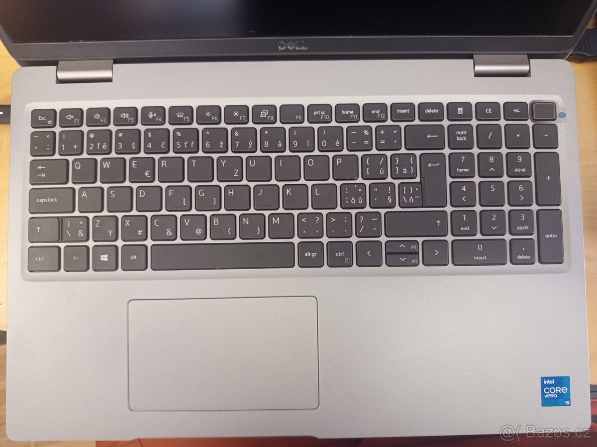 DELL Latitude 5521 - 3