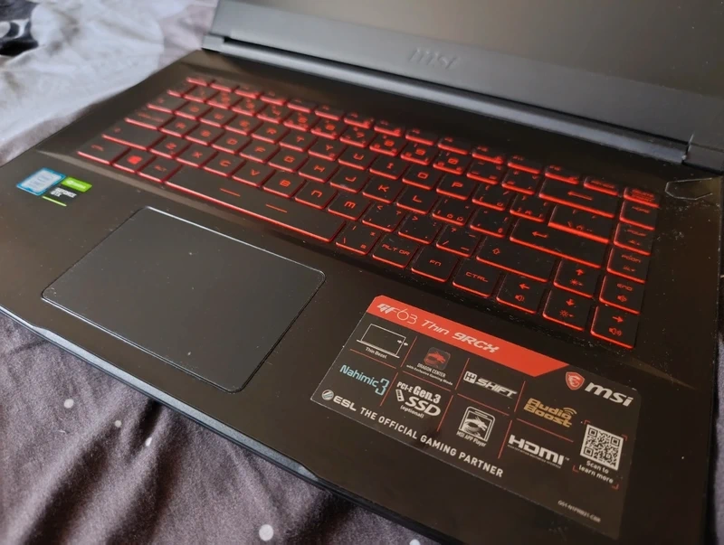 Herní notebook - MSI GF63 Thin 9RCX / i7-9750H / GTX 1050 Ti - 3