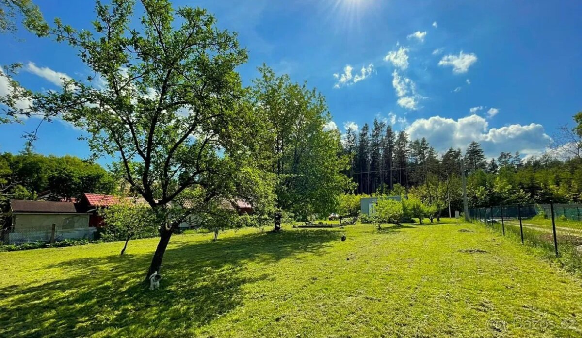 Klidná lokalita, připraveno ke stavbě - 3