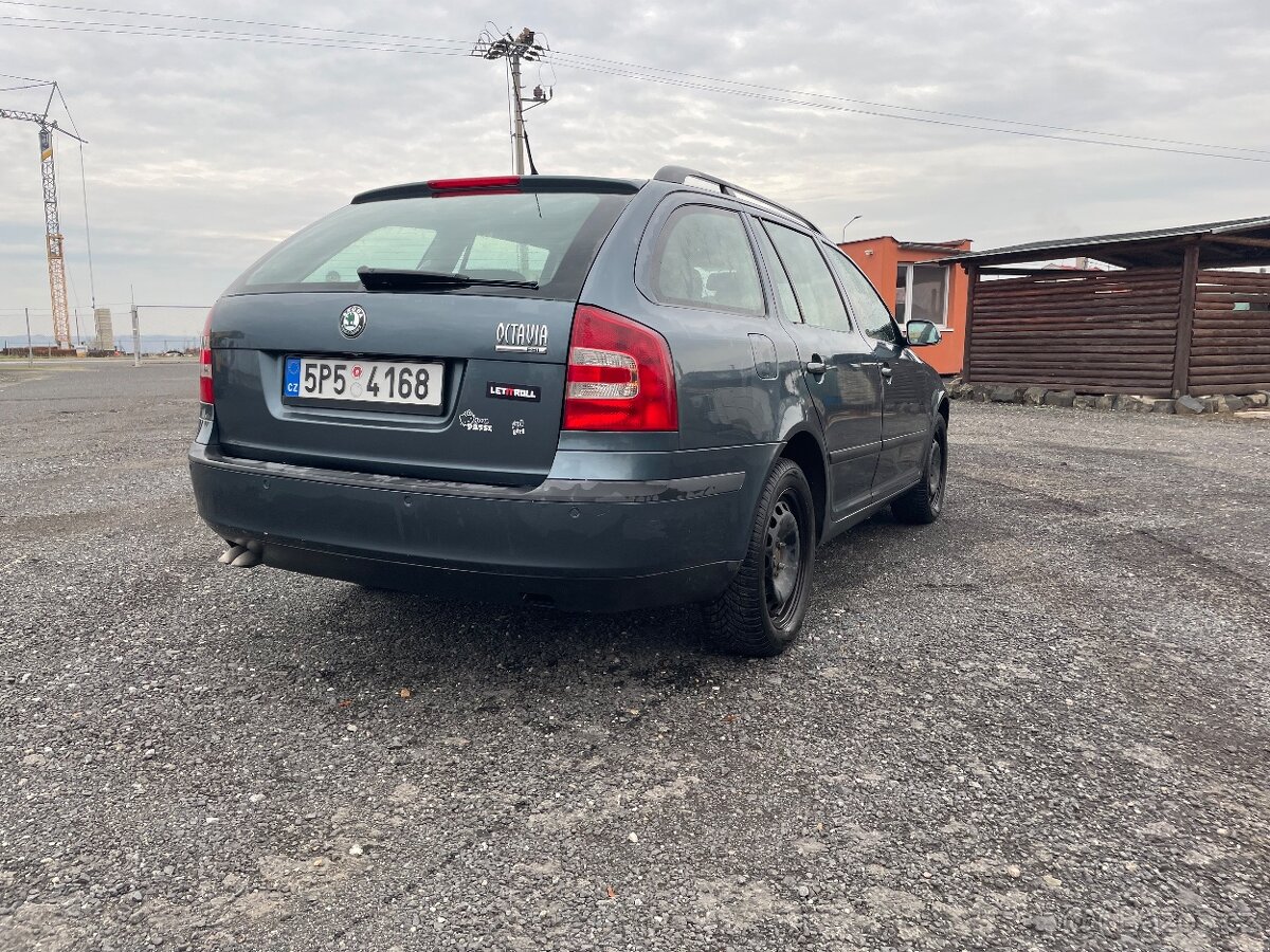 Škoda Octavia 1.6FSI combi - 3