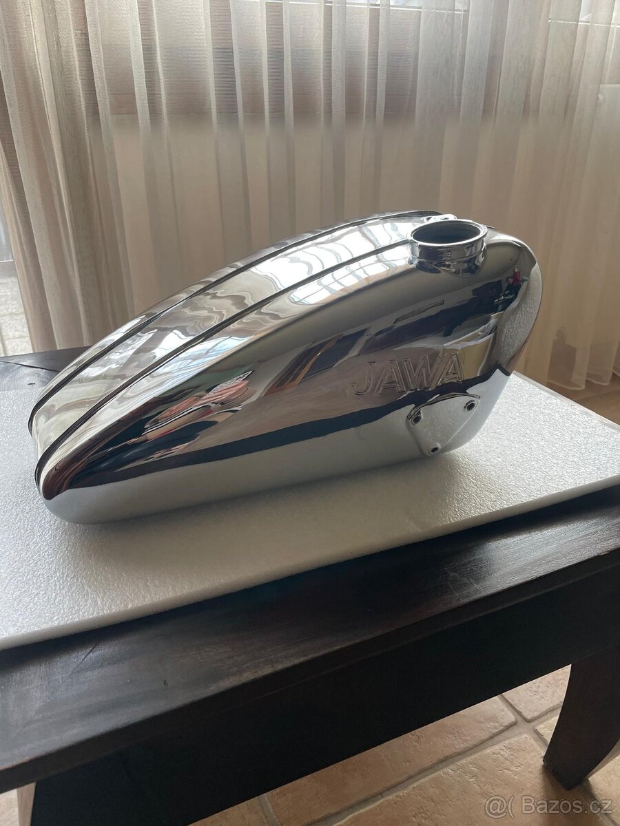 Prodám nádrž JAWA ROBOT - 3