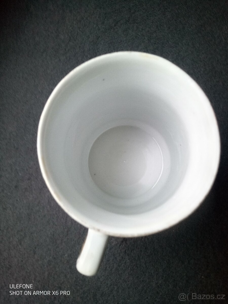 Hrnek starožitný s motivem květin - 3